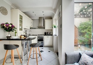Maisie's Place - One Bedroom Apartment, Sleeps 2