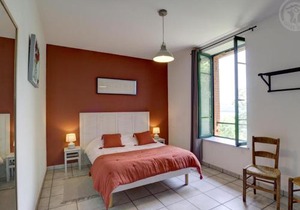 Maison de campagne avec Jacuzzi, Sauna, Wi-Fi et Jardin privatif - FR-1-496-52
