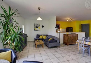 Maison de campagne avec Jacuzzi, Sauna, Wi-Fi et Jardin privatif - FR-1-496-52
