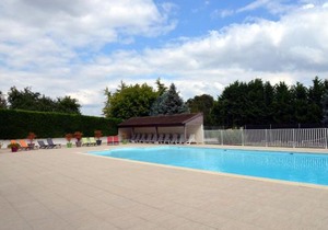 Maison de Charme avec Piscine Chauffée et Tennis à Proximité du Zoo de Beauval - FR-1-591-26