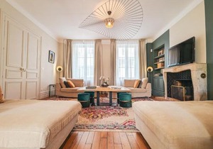 Maison de maître avec jardin, spa et parking au cœur de Châteauroux - FR-1-591-322