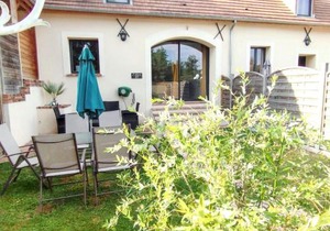 Maison de charme à Sainte-Geneviève-lès-Gasny avec jardin paisible