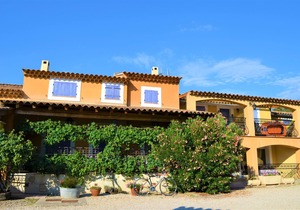 Maison ROMARIN 5 minutes from the lake
