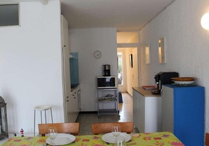 Maison traversante climatisée, 200m de la plage, 2 terrasses, 2 chambres, 6 couchages - FR-1-229C-7
