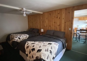 Majestic recreational Lodging w/Snowmobile and Side x Side rentals on Long Lake