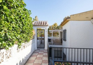 MalagaSuite Bungalow Pool