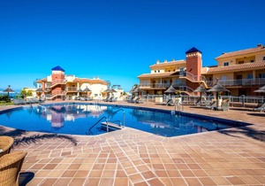 Malibu Mansions Condo 1 by Rafleys