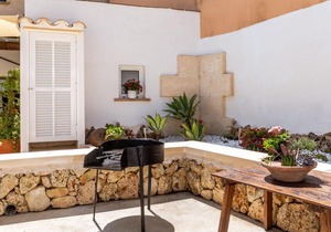 Mallorca Town House with Pool Beaches 20 mints - a11154
