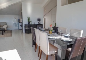 Malvasia Sea View Attic by Hello Homes Sitges