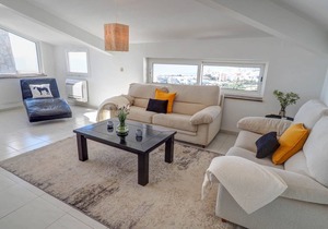 Malvasia Sea View Attic by Hello Homes Sitges