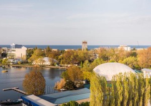 MAMAIA LAKE APARTMENTS