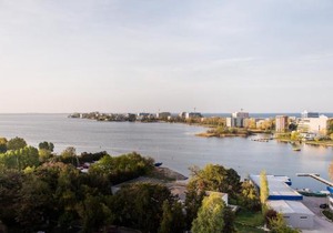 MAMAIA LAKE APARTMENTS