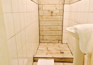 Mango Boulevard Hotel