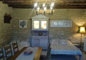 Manoir Le Cristal bed and breakfast, Futuroscope at 27 euros! (ground floor)