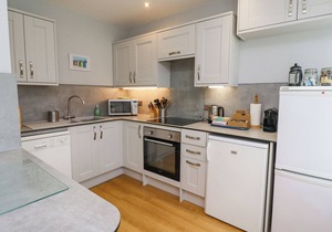 MANOR COTTAGE, pet friendly, with open fire in Embleton