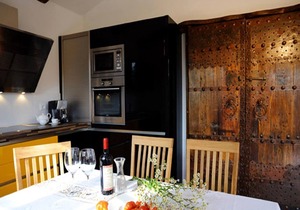 Mansion in Langhe with Pool and Winery Charm