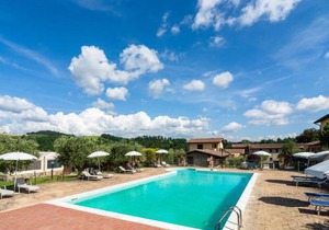 Mansion in Perugia with Pool & Green Hills