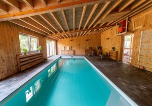 Mansion with Pool & Bar