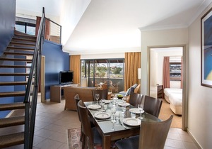 Mantra Geraldton