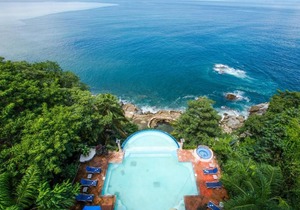 Mar Sereno Hotel & Suites