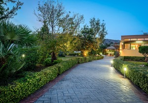 Marathi Oasis Beach Villa (sleeps 5)