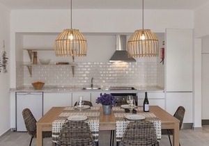 Mare Cheia (High Tide) Beach and Surf Apartments