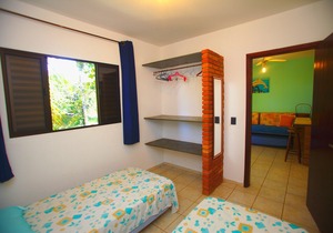 MARESIAS! = FLAT 02 = EXCELLENT COND. CLOSED -16 FLATS WITH COZ. 1 TO 4 PEOPLE!