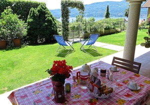 Margo 1 apartment in Verbania with lake view