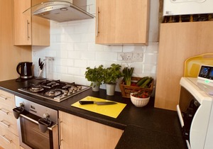 Maria- Bright and Modern City Center Apartment .