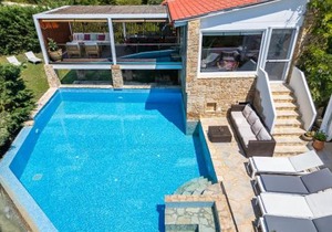 Maria Elena Villas II