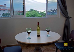 "Marietas", One bedroom Apartment. You can walk to Beach and Restaurants.