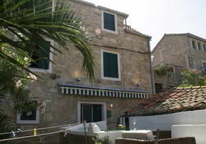 Marina II