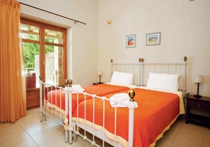 Markantonata Villa Sleeps 4 Air Con WiFi