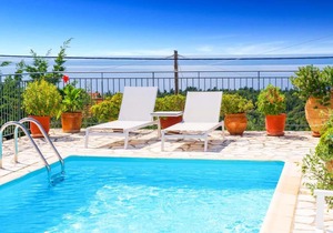 Markantonata Villa Sleeps 5 with Pool Air Con and WiFi