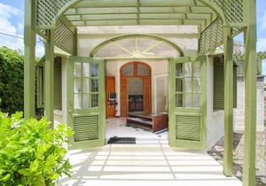 Marsh Mellow South Cottage by Bluescape