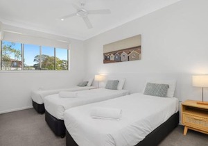Martys Little Beach No 1 Two Story Apartment