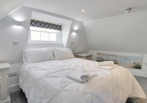 Master accommodation suite 4 attic room