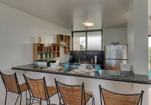 Mauna Loa Shores unit 405 - Spacious and Private