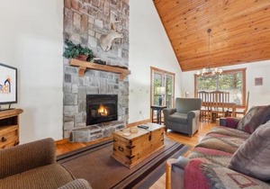 Mayberry Lodge Cabin