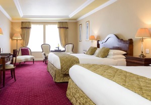 Meadowlands Hotel