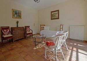 Mediterranean Garden Retreat