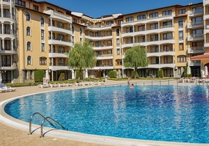 MENADA * ROYAL SUN * Family 1 bedroom with balcony and pool view