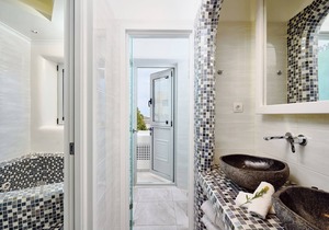 Merovigliosso Deluxe Apartment Spa bath and Sunset view