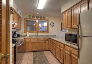 Mesa Haven | Near FLC, Town, Trails & Golf - Pool & Hot Tub (Ferringway #13)