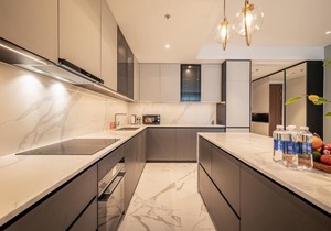 Metropole Thu Thiem Luxury Apart Complex-Sy's Home