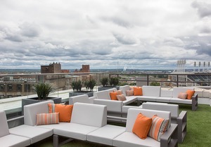 Metropolitan at The 9, Autograph Collection