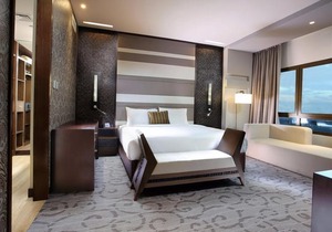Metropolitan Hotel Dubai
