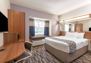 Microtel Inn & Suites By Wyndham Cadiz