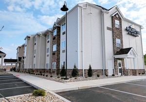 Microtel Inn & Suites by Wyndham Clarion