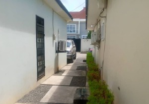 Mikocheni 1 Bedroom, 1 Sitting Room and Open kitchen Apartment